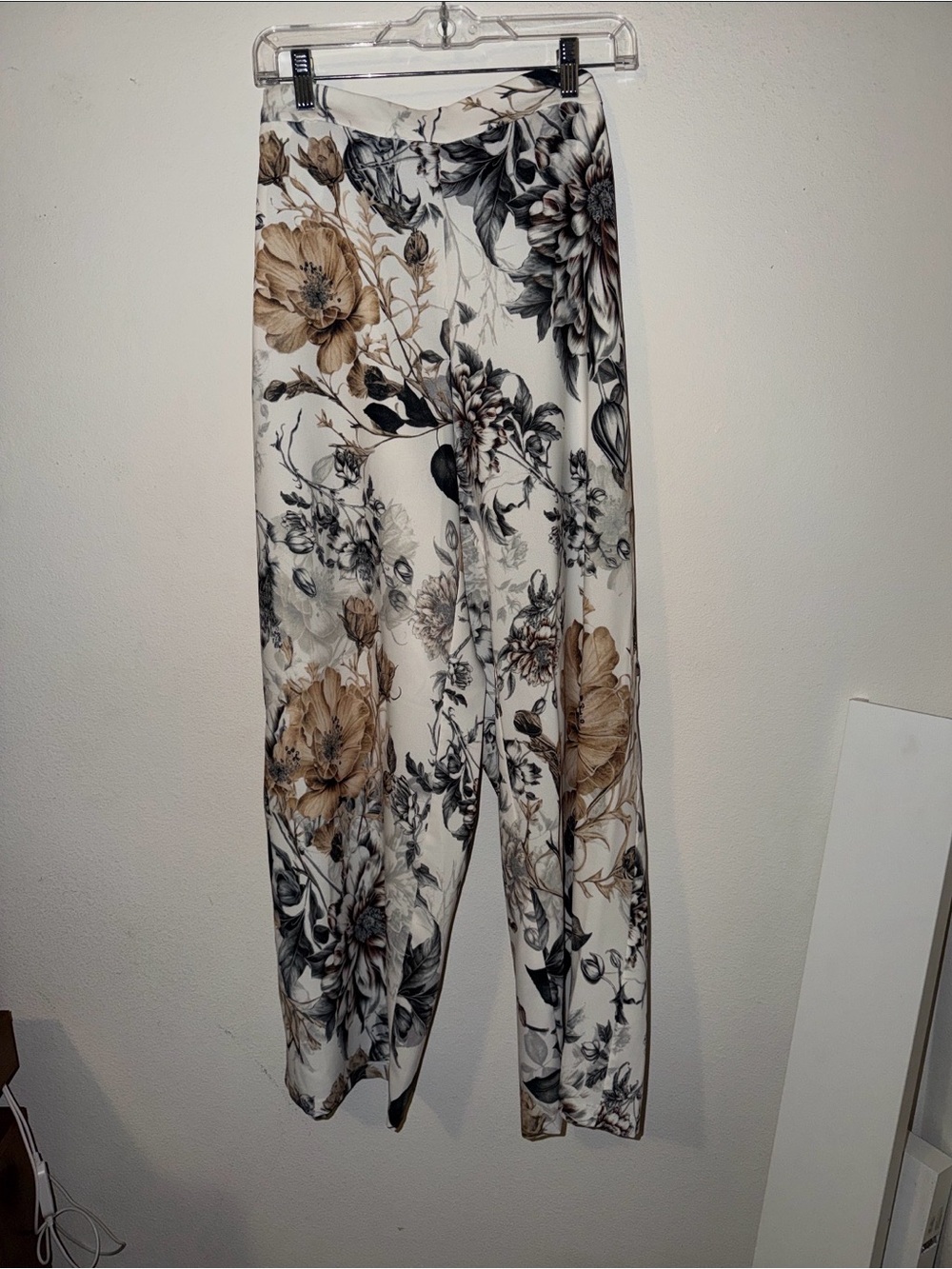 Floral Wide-Leg Women’s Pants - Cream with Tan & Gray Floral Print